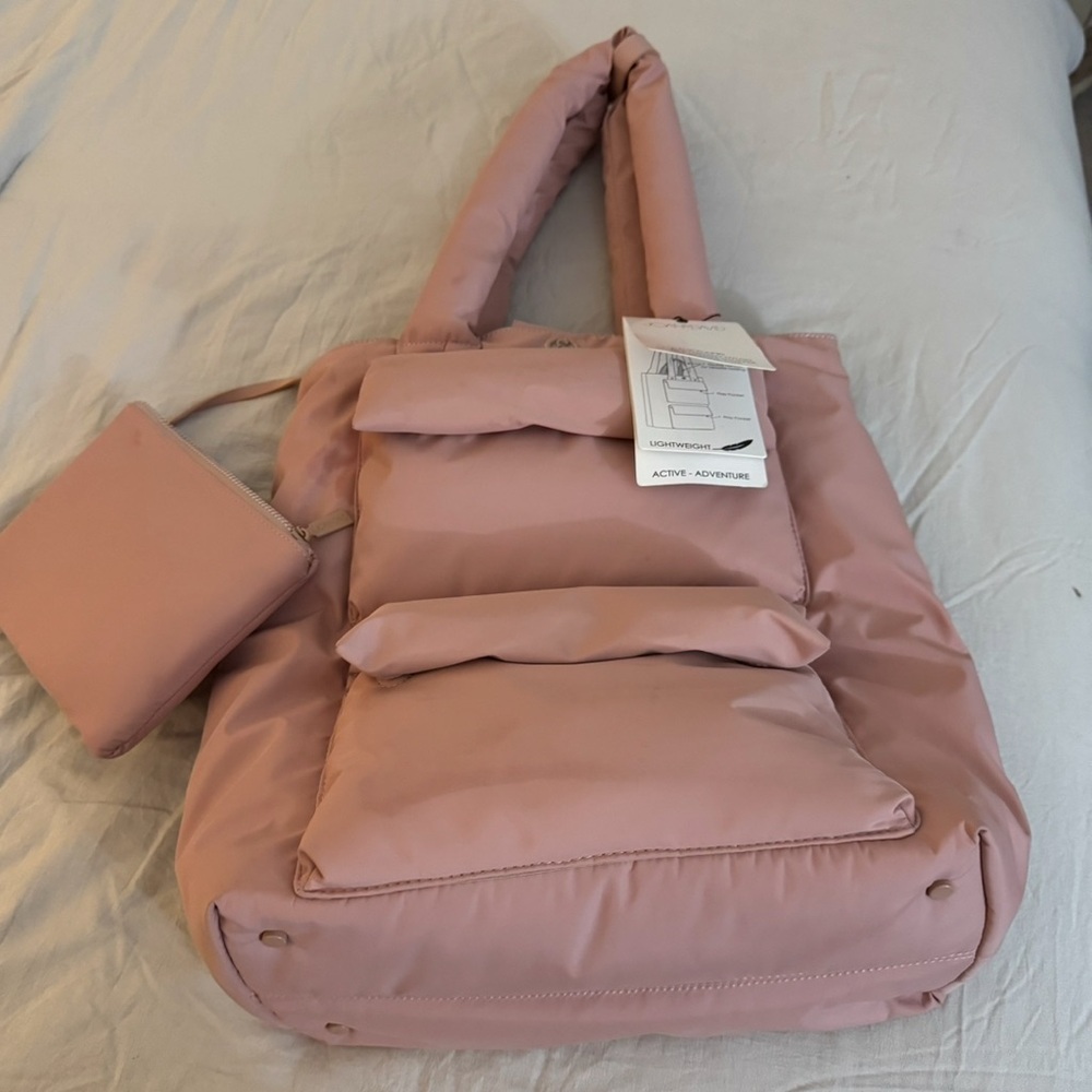 NWT NEW Joan & David Weekender Travel Tote w/Laptop Compartment Soft Pink